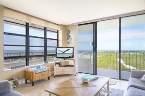 TV, toys - Beachfront unit with southwest to northwest exposures. South Seas Tower 4- 1212 (Marco Island)