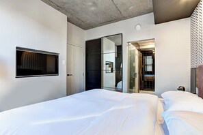 1 bedroom, memory foam beds, iron/ironing board, travel crib