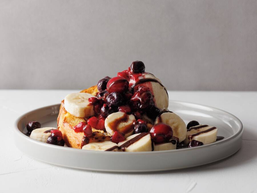 A dessert on a plate.