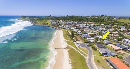 Moana Retreat - Downtown Beach Garden Oasis