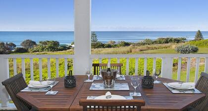 Quarterdeck 23 - Ocean View Apartment with Wifi