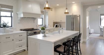 3 Primary Suites Remodeled Downtown Carlton - Location&Luxury - Bocce&Fire Pit