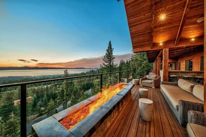 17 Bdrm/18 bath,17,000 Sq ft Epic Mansion from Tahoe South Vacation Rentals