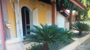 Exterior detail - Ubatuba Casa Linda - #PropertyType Inlet - 5/4 (Ubatuba)