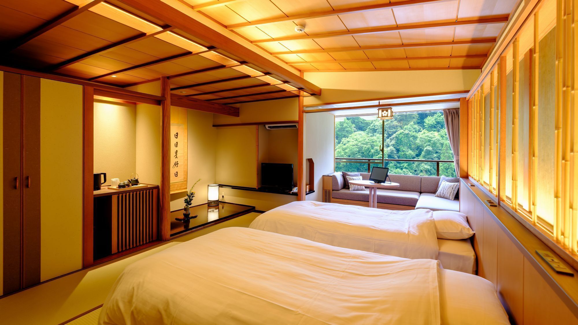 Down duvets, minibar, in-room safe, free WiFi