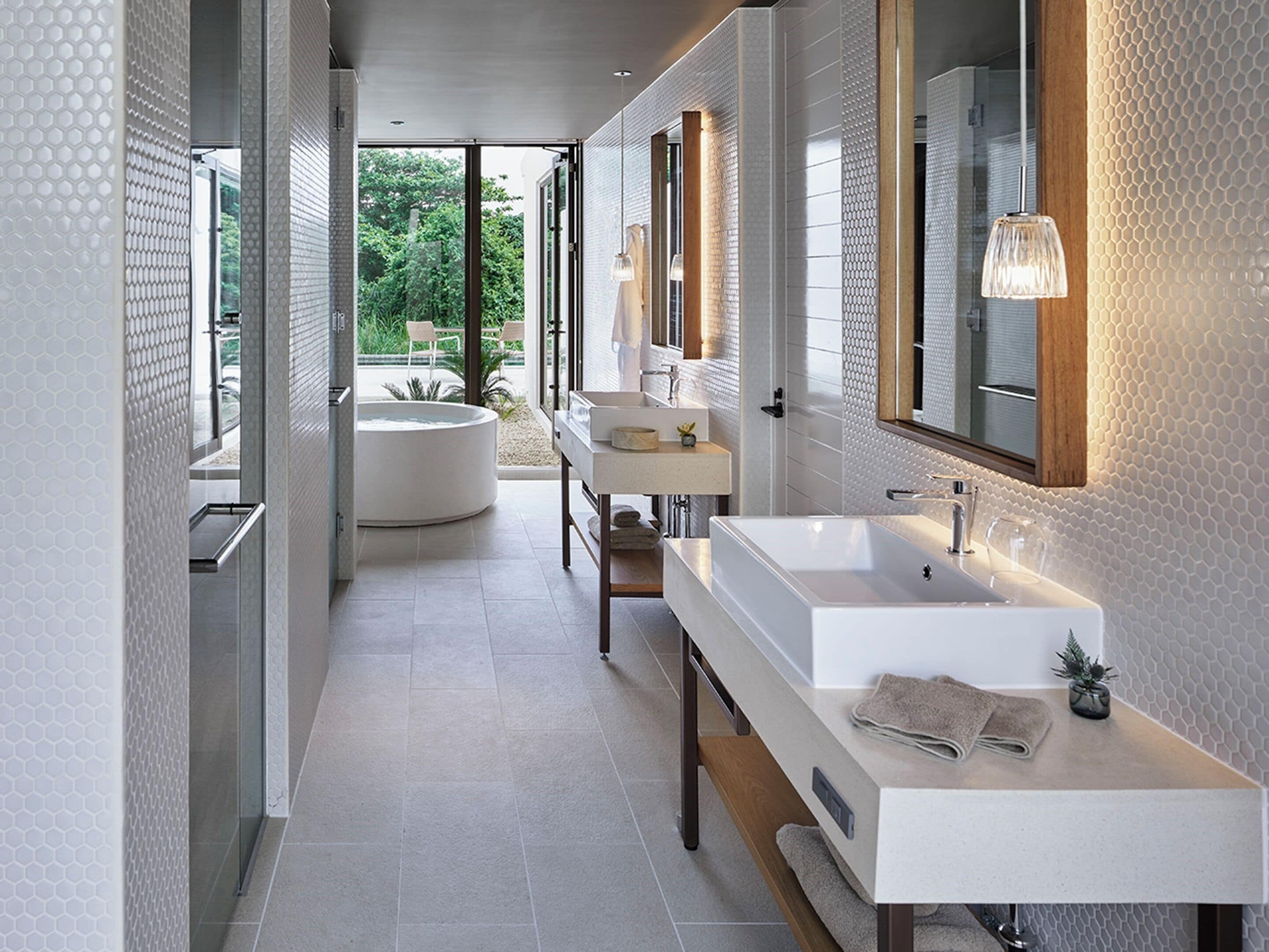 separate bathtub and shower, deep-soaking bathtub, free toiletries