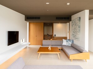 Suite Villa  (Private Pool & Outdoor Bath & Day Bed) | Living area | Flat-screen TV