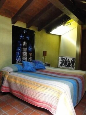 4 bedrooms, iron/ironing board, travel crib, free WiFi