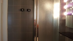 Hair dryer, towels, soap, shampoo - Large apartment big lounge fireplace two terraces (Venezia)