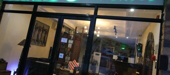 ชาโรส์ ดอร์มิเทล