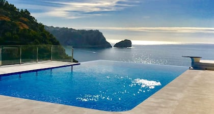 SEHR SCHĂNE VILLA-GRANADELLA STRAND-1. LINIE - DIREKTER STRANDZUGANG-WIFI