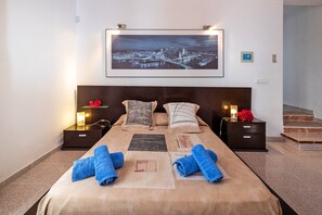 7 Schlafzimmer, Zimmersafe, Bügeleisen/Bügelbrett, WLAN