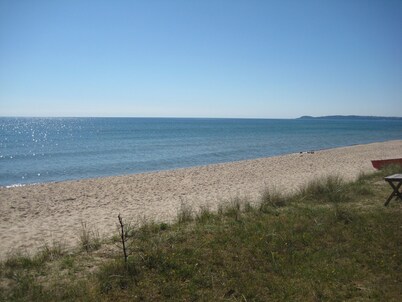 Two lovely guest cottages in Juleboda too close to stunning beach