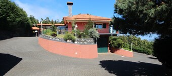 Quinta do Santo by LovelyStay
