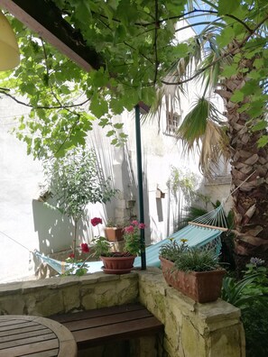 Enceinte de l’hébergement