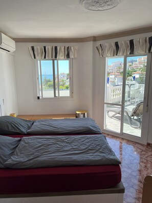 2 camere, ferro/asse da stiro, Wi-Fi gratuito, lenzuola