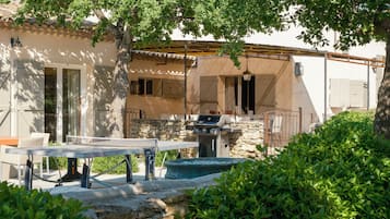 Restauration extérieure