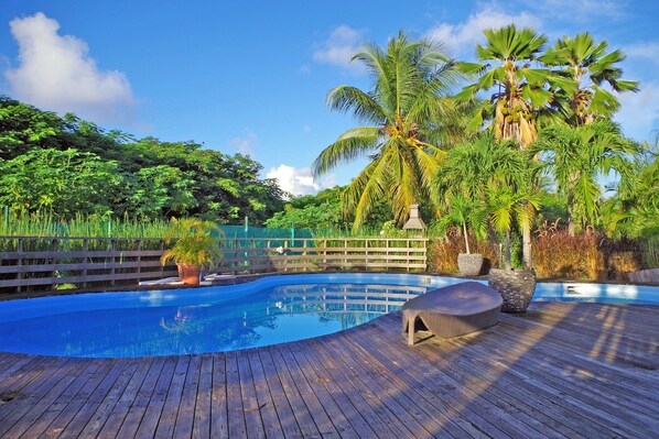 Pool - Single bungalow in a lovely property (97118 SAINT FRANCOIS)