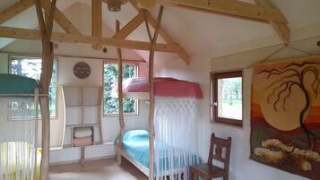 2 bedrooms, iron/ironing board, travel crib, WiFi