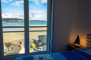 2 Schlafzimmer, Bügeleisen/Bügelbrett, kostenloses WLAN