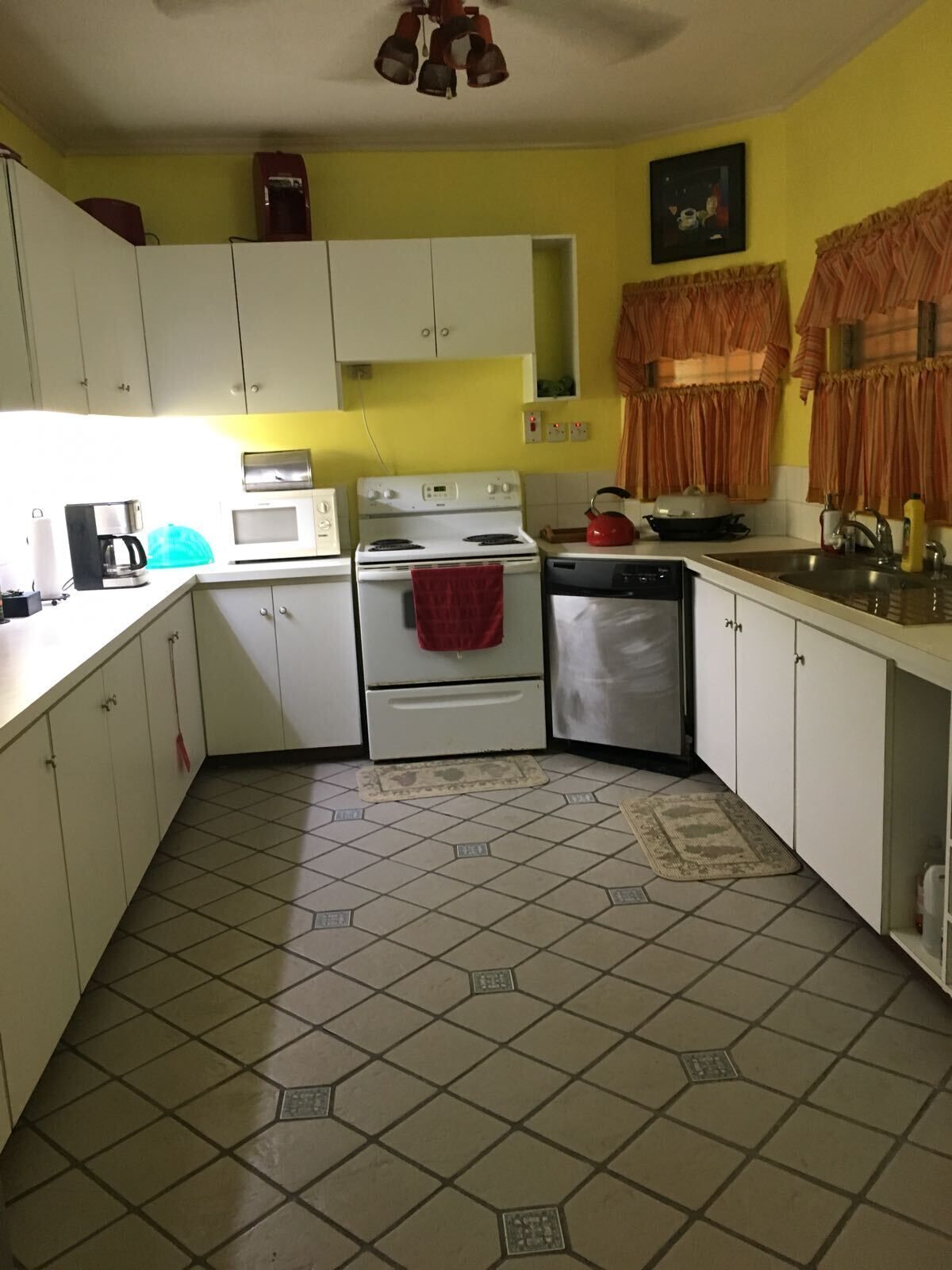 Home away from Home ...with vacation flare! in Maraval, Trinidad and Tobago