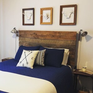 2 bedrooms, desk, free WiFi, bed sheets