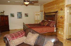 5 bedrooms, iron/ironing board, free WiFi, bed sheets
