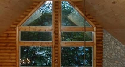 Lake Nantahala-Lakeside Lodge en una comunidad cerrada. Alquiler de pontones disponibles