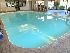 Piscine couverte