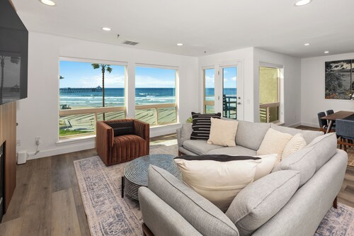 Fantastic Views  - Oceanfront 2 Bedroom - - Remodeled March 2025