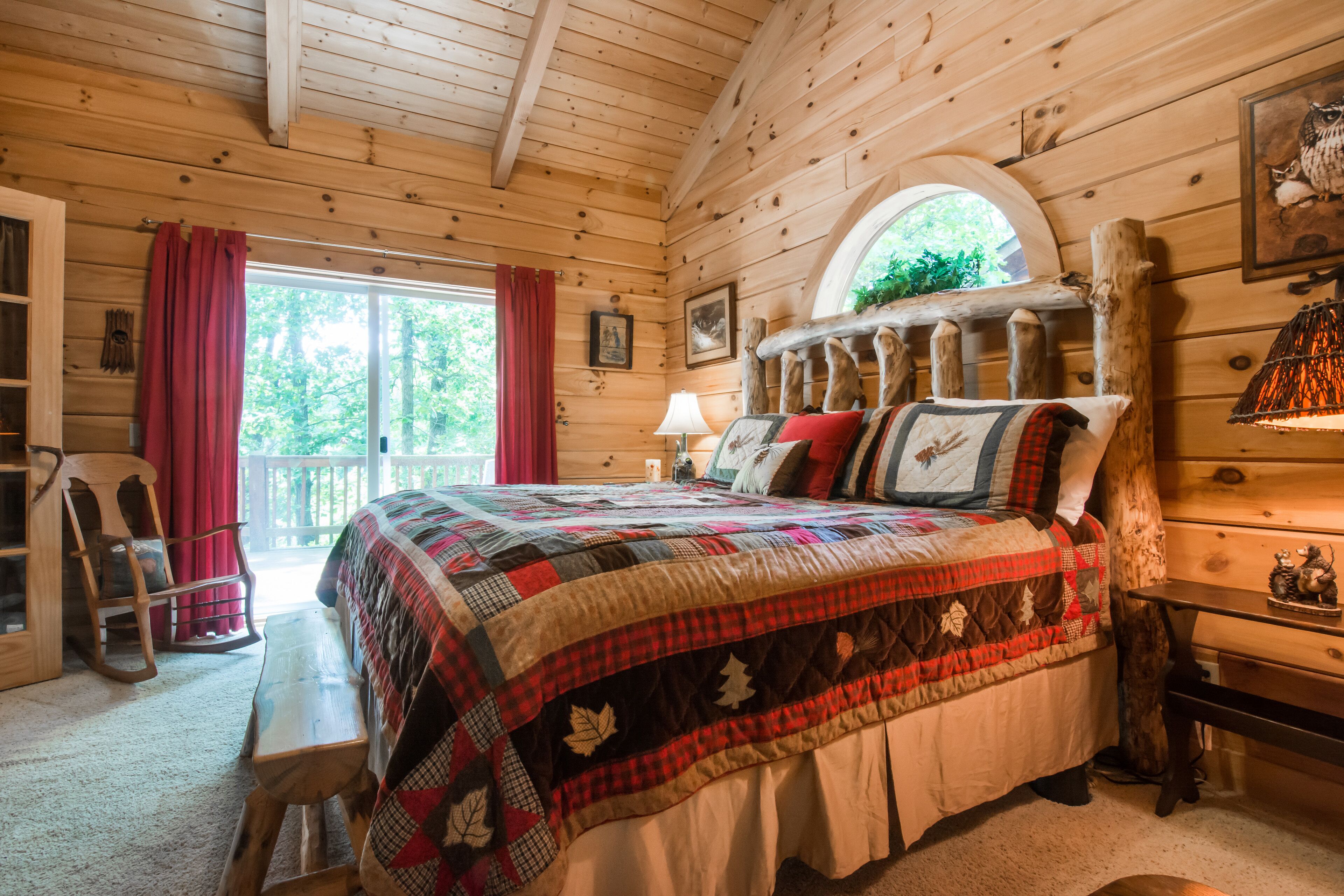 2 Schlafzimmer, Schreibtisch, Bügeleisen/Bügelbrett, kostenloses WLAN