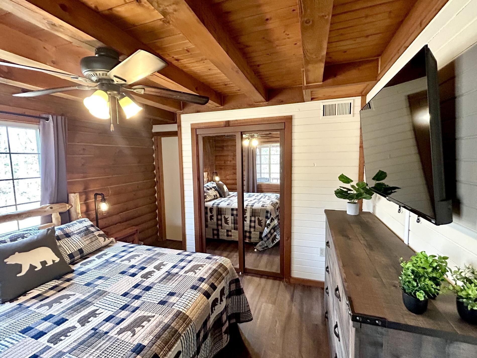 3 habitaciones, tabla de planchar con plancha y wifi gratis 