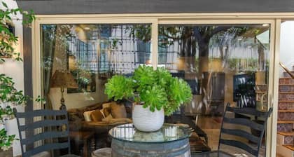 Upea Designer Home Dana Pointin sydämessä