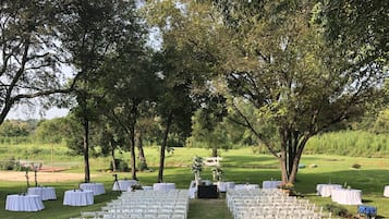 Espace banquet en plein air