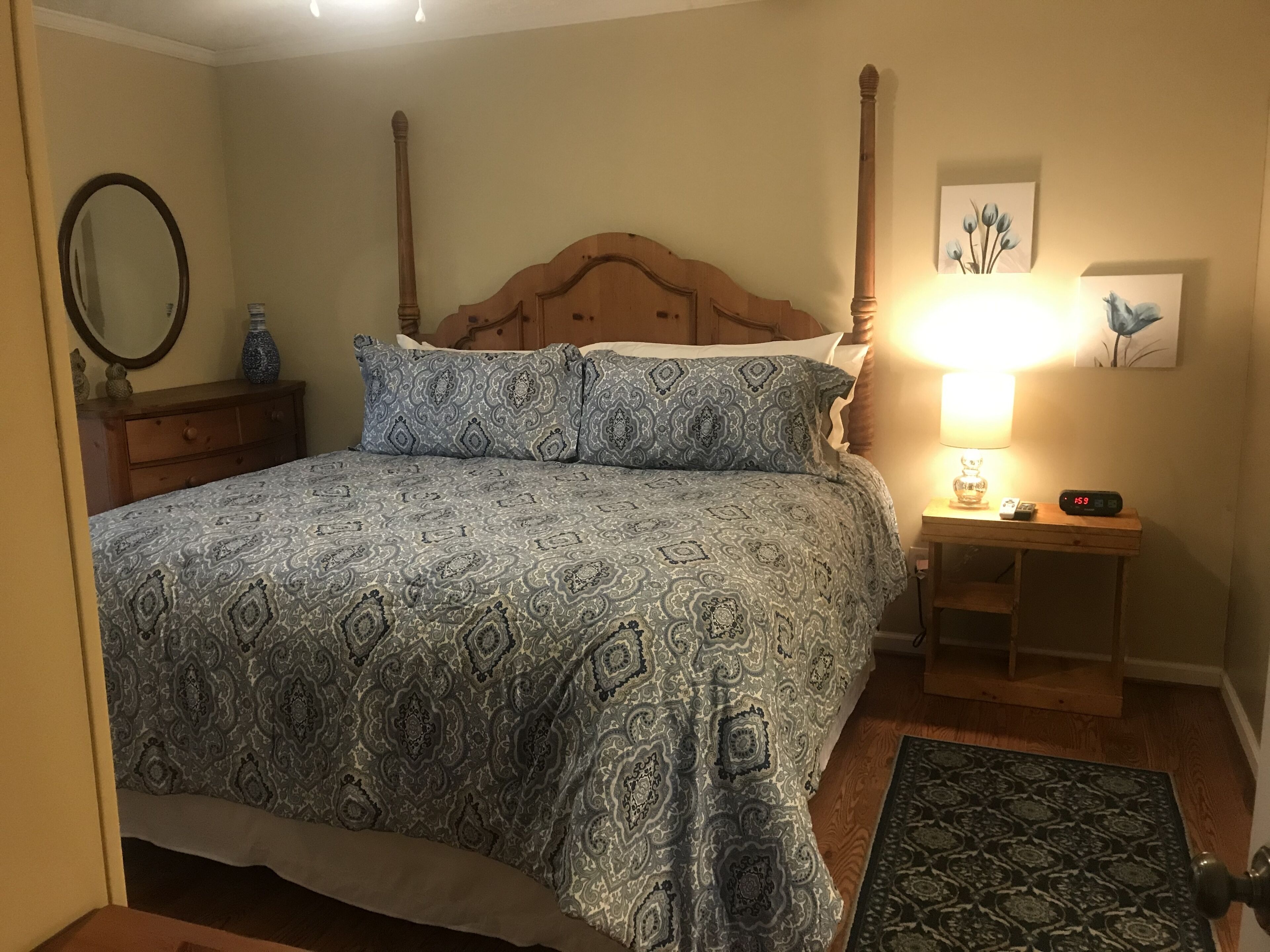 1 bedroom, iron/ironing board, free WiFi, bed sheets