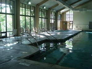 Piscina coperta, piscina all'aperto