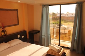 Deluxe Double Room, Balcony, City View