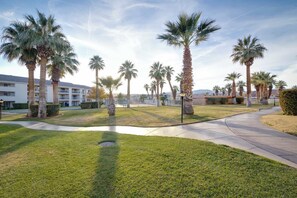 Property grounds - Sunset Peak 1810 with Water Park, Family Friendly (St. George)