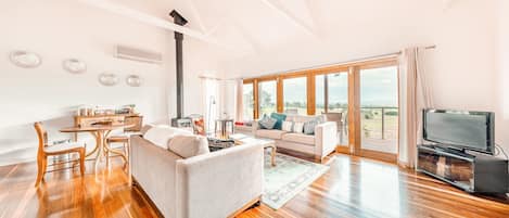 Egyptian cotton sheets, premium bedding, individually decorated