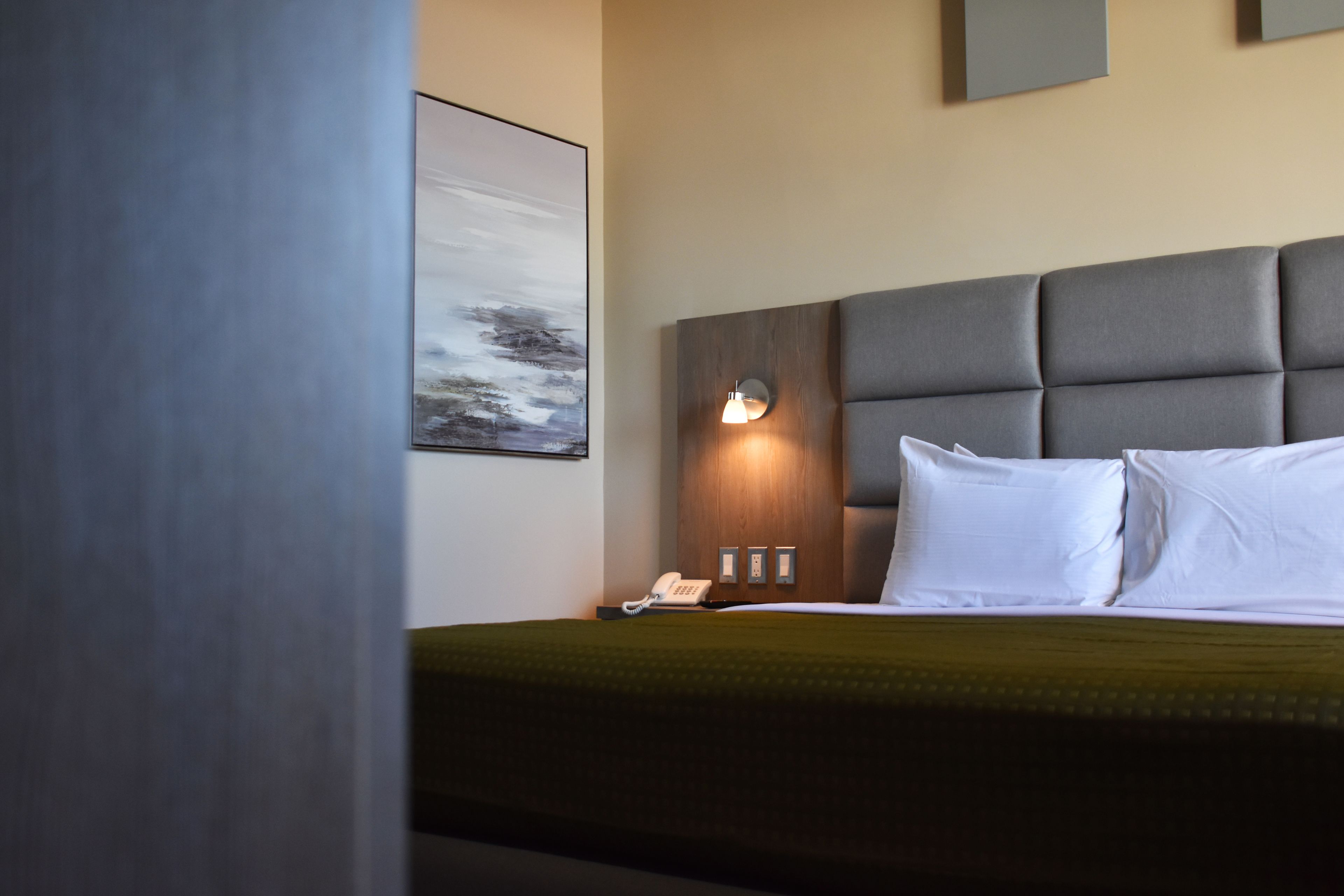 standard room | blackout curtains, free wifi, bed sheets