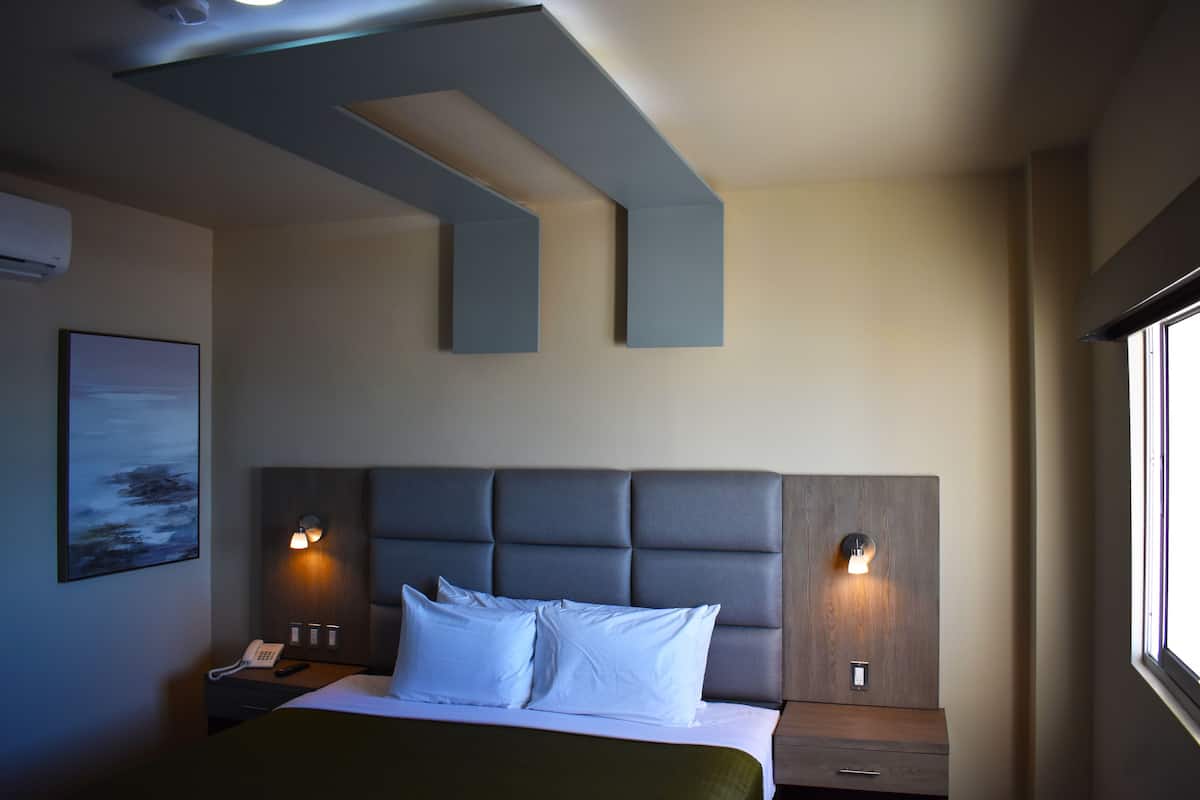 Blackout curtains, free WiFi, bed sheets
