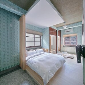 Desk, blackout curtains, soundproofing, free WiFi - Civil Life Guesthouse Tainan (Tainan)