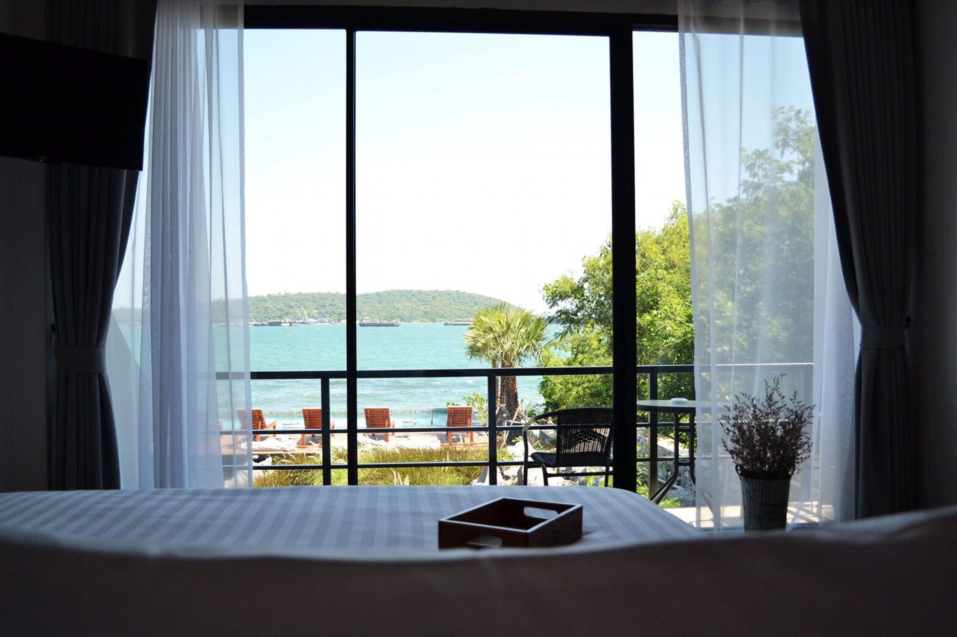 Deluxe Double Room with Seaview | มินิบาร์, ตู้นิรภัยในห้องพัก, ผ้าม่านกันแสง, Wi-Fi ฟรี