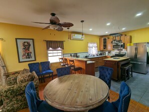 Family Apartment, Multiple Beds, Non Smoking | In-room dining - Casa Belize (Belize City)