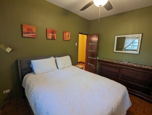 Family Apartment, Multiple Beds, Non Smoking | 4 bedrooms, Egyptian cotton sheets, down duvets, in-room safe - Casa Belize (Belize City)