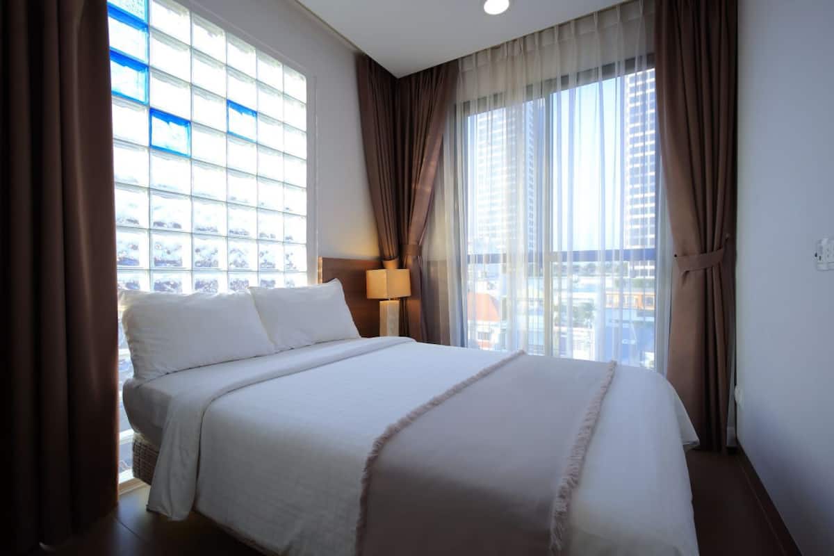 In-room safe, desk, blackout curtains, iron/ironing board