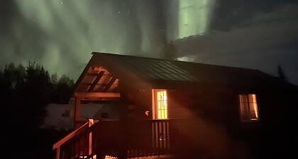 Alaska log cabins on the pond B & B