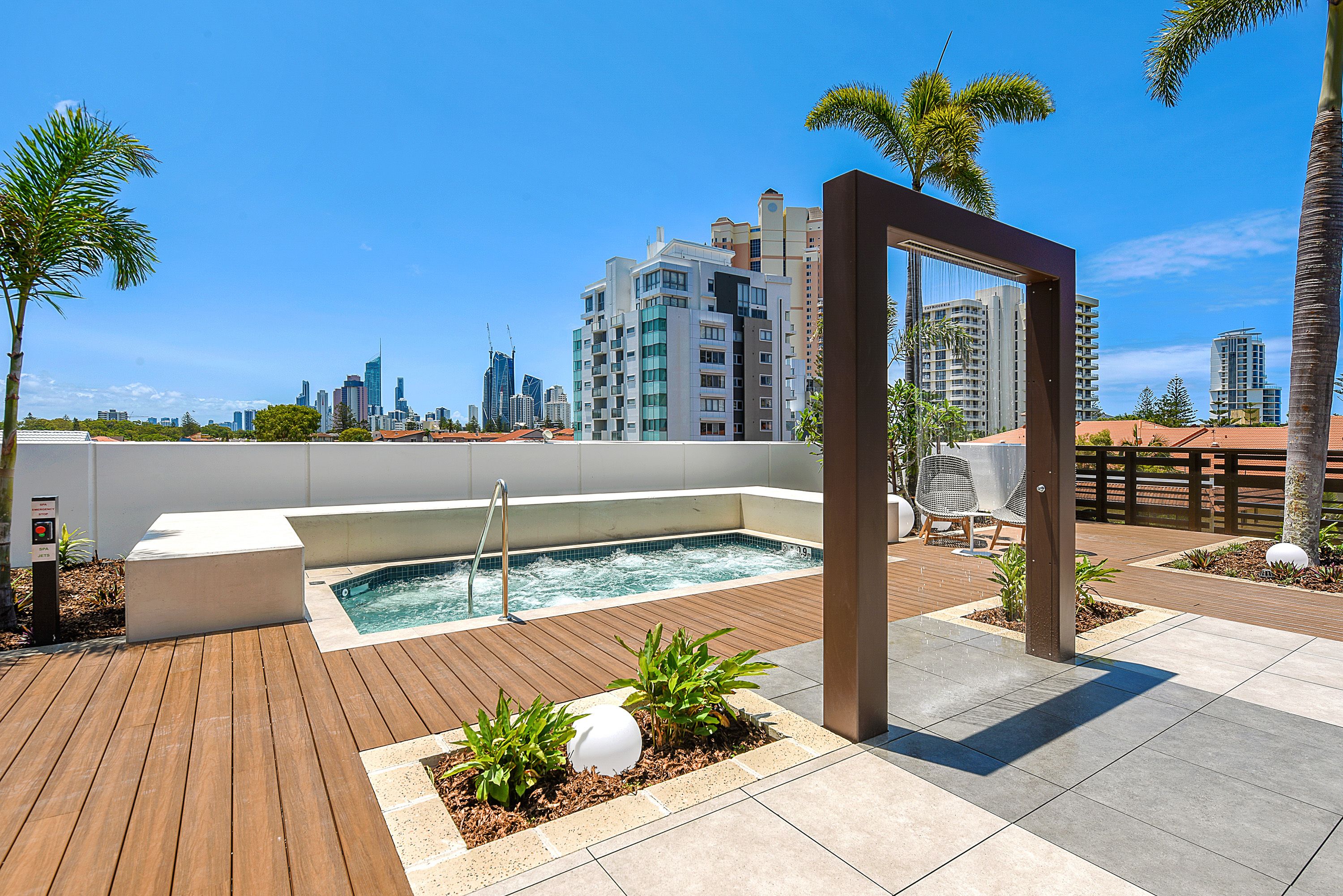 Qube Broadbeach — image 22