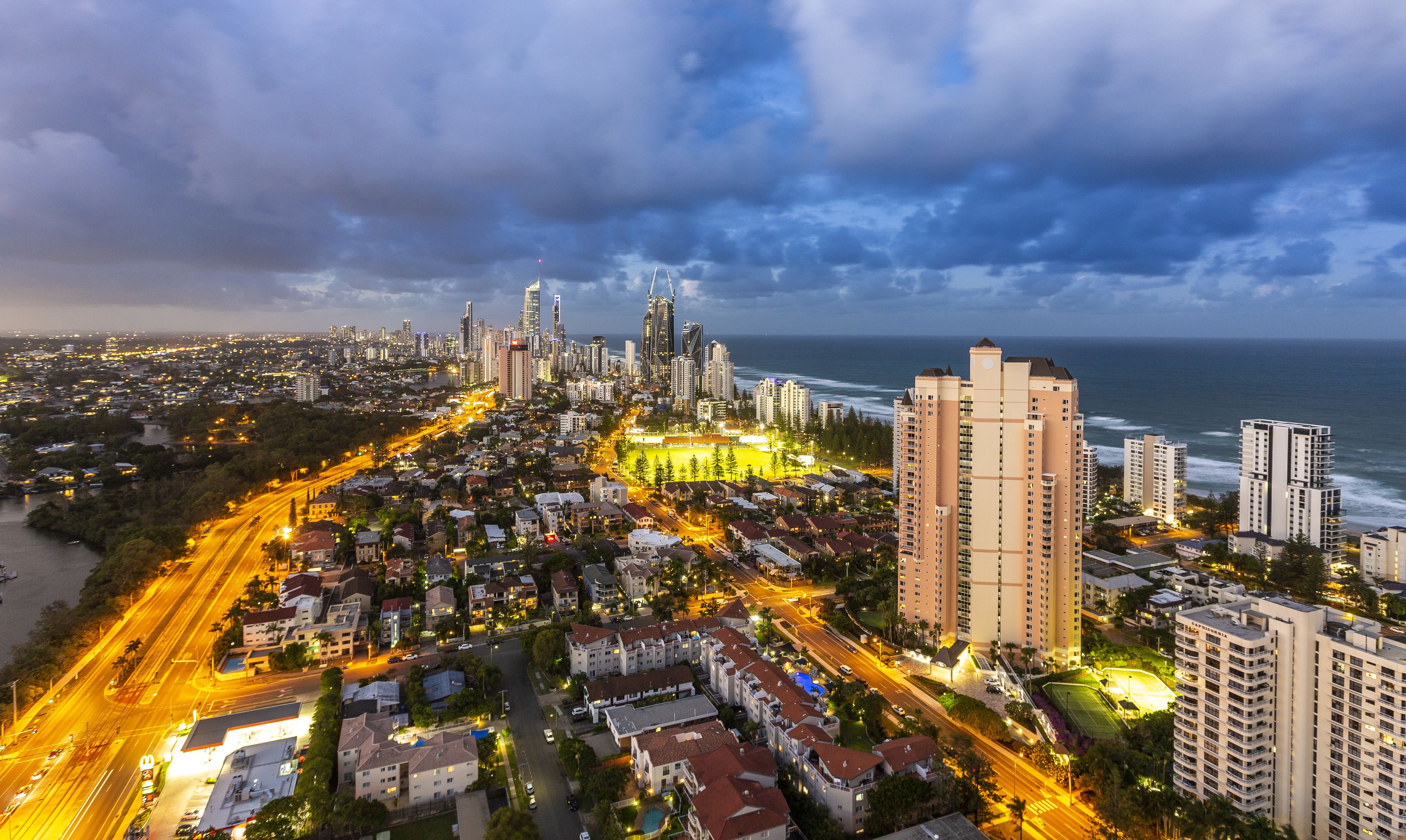 Qube Broadbeach — image 15
