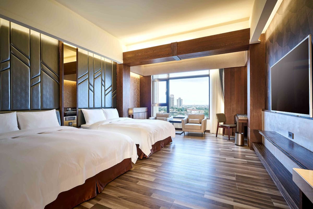 superior quadruple room | premium bedding, down duvets, pillow-top beds, minibar